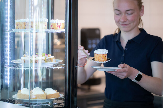 Huiting Vianen Schenkerij gebak van de bakker